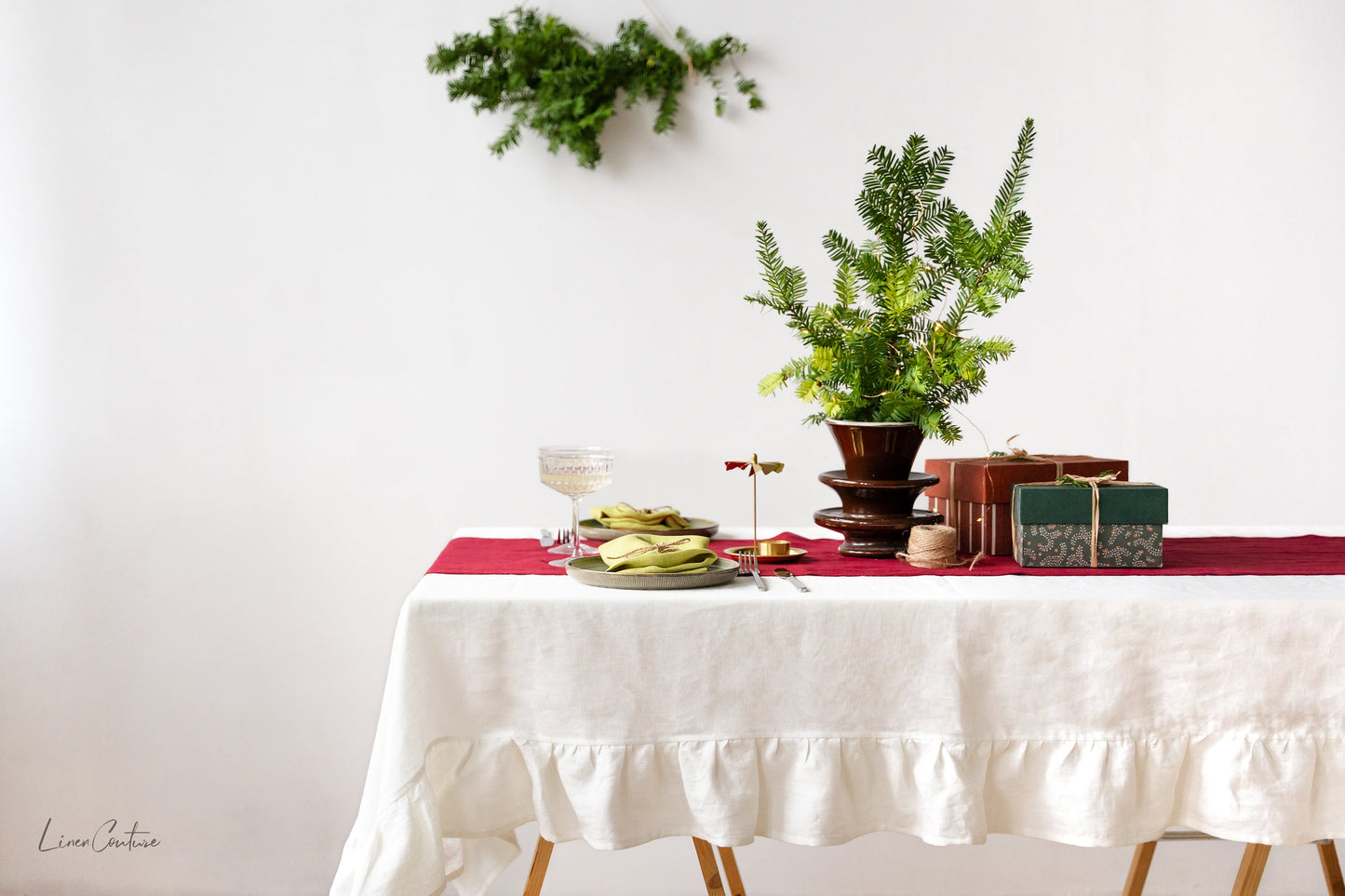 Natural Light  linen tablecloth with ruffles - Lorena Segura Design Lorena Segura Design
