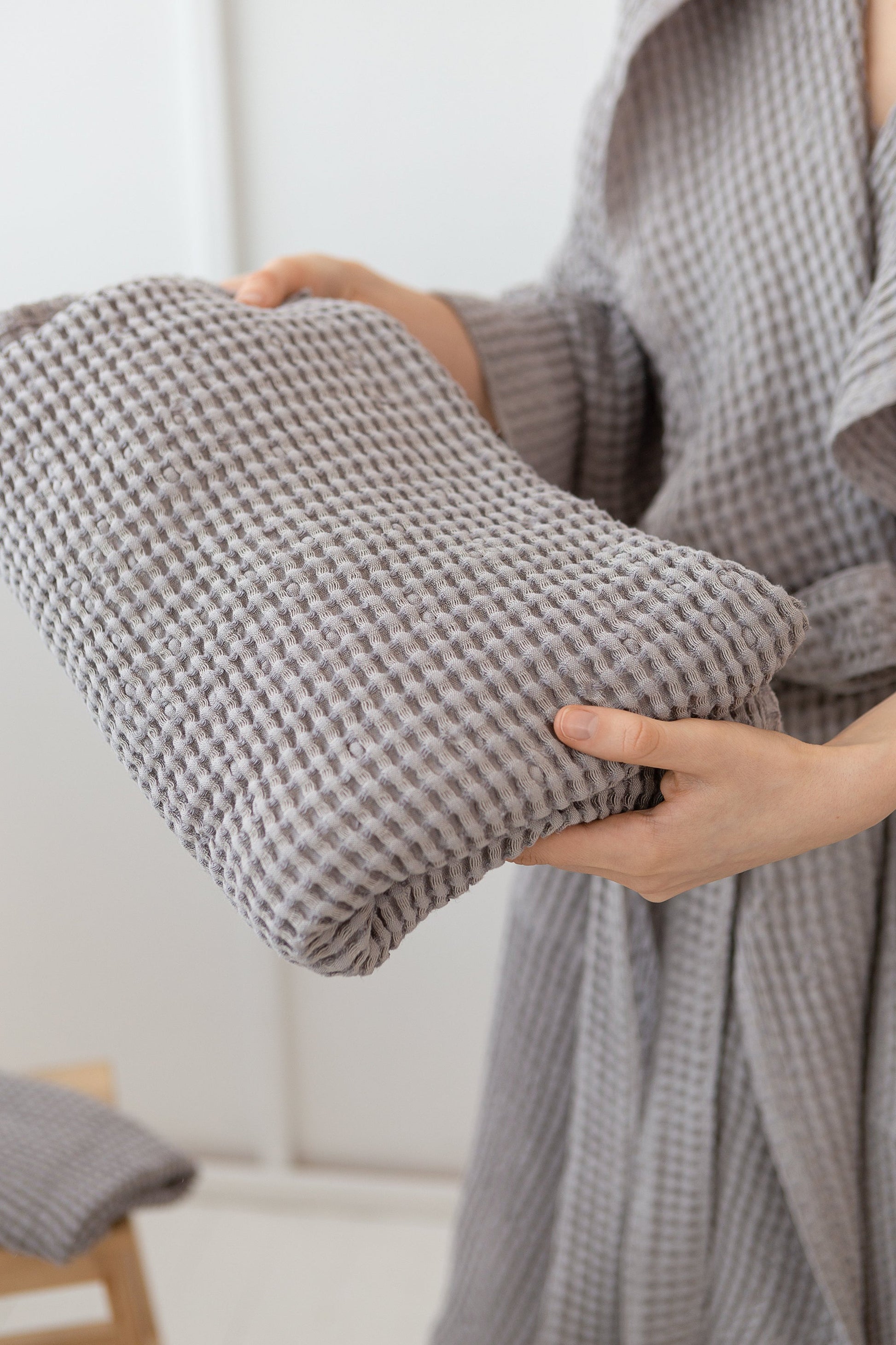Amber waffle linen towel - Lorena Segura Design