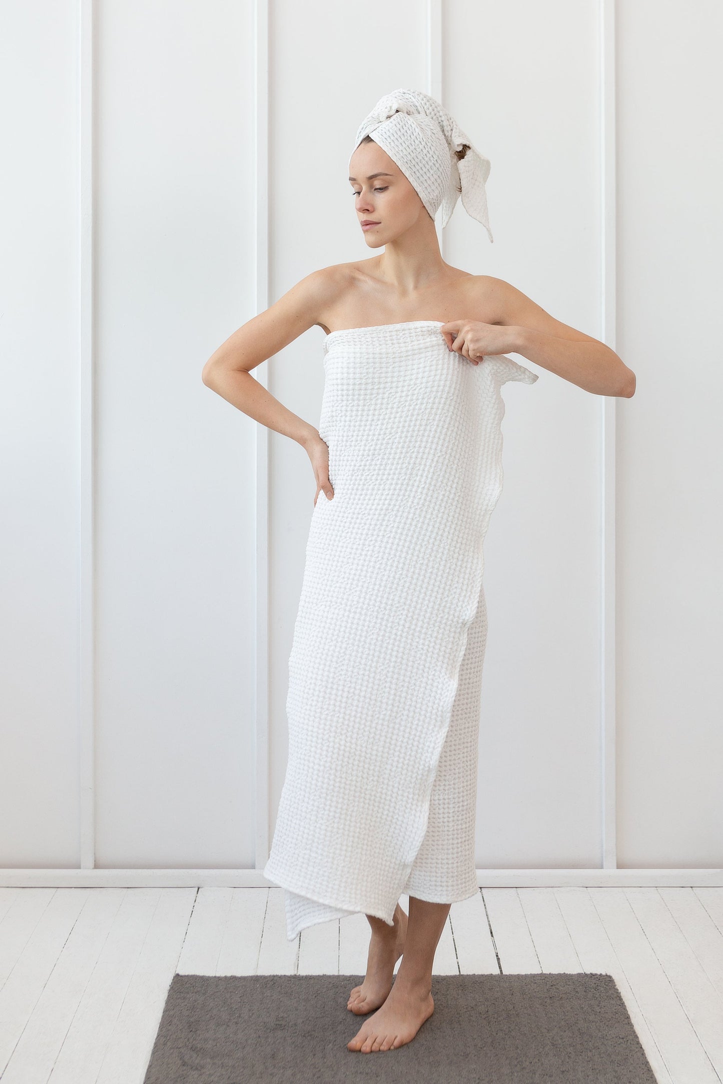 Plum linen waffle towel - Lorena Segura Design Lorena Segura Design