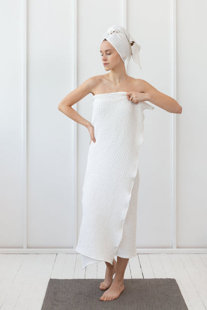 Plum linen waffle towel - Lorena Segura Design
