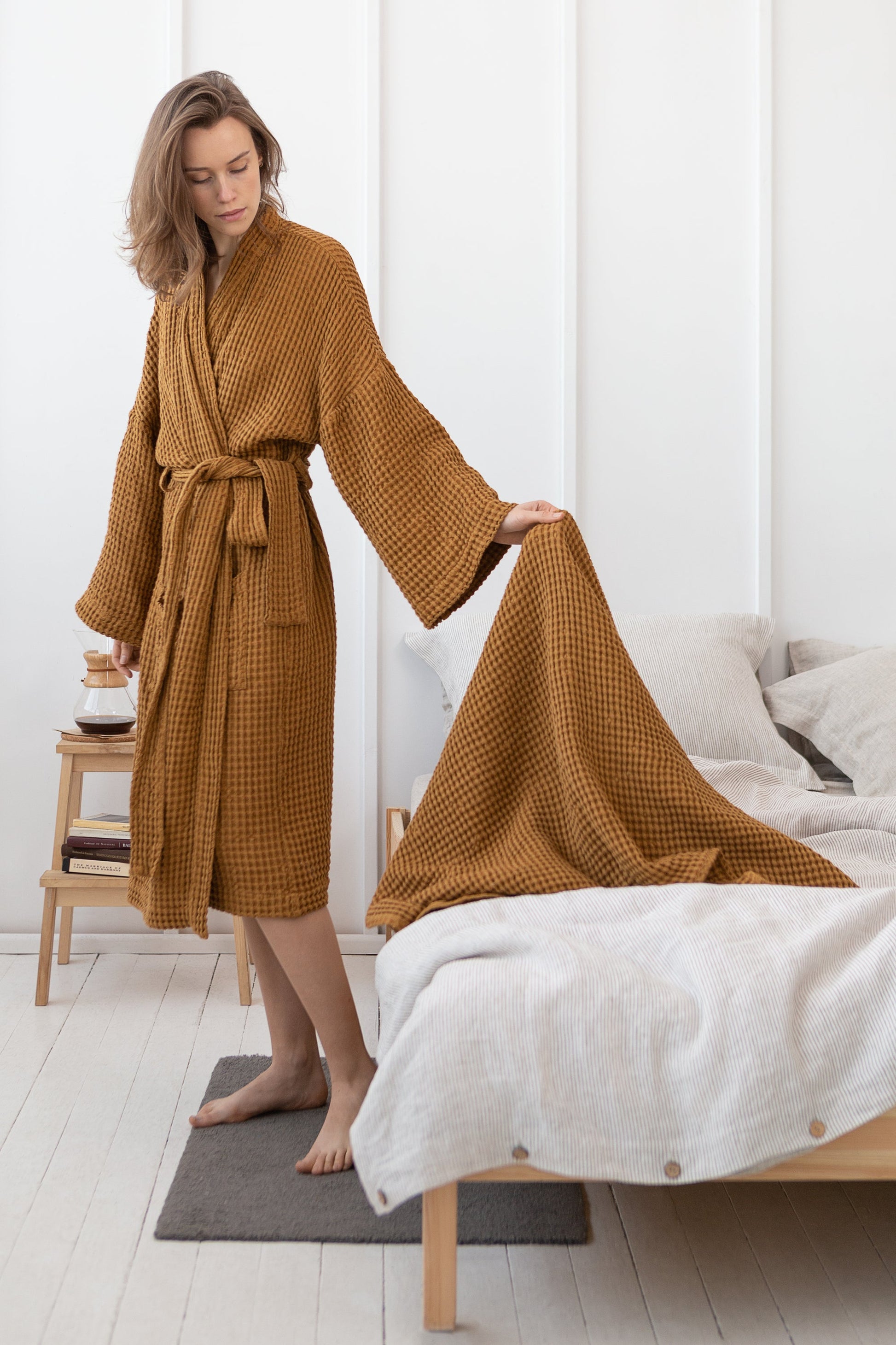 Amber waffle linen towel - Lorena Segura Design