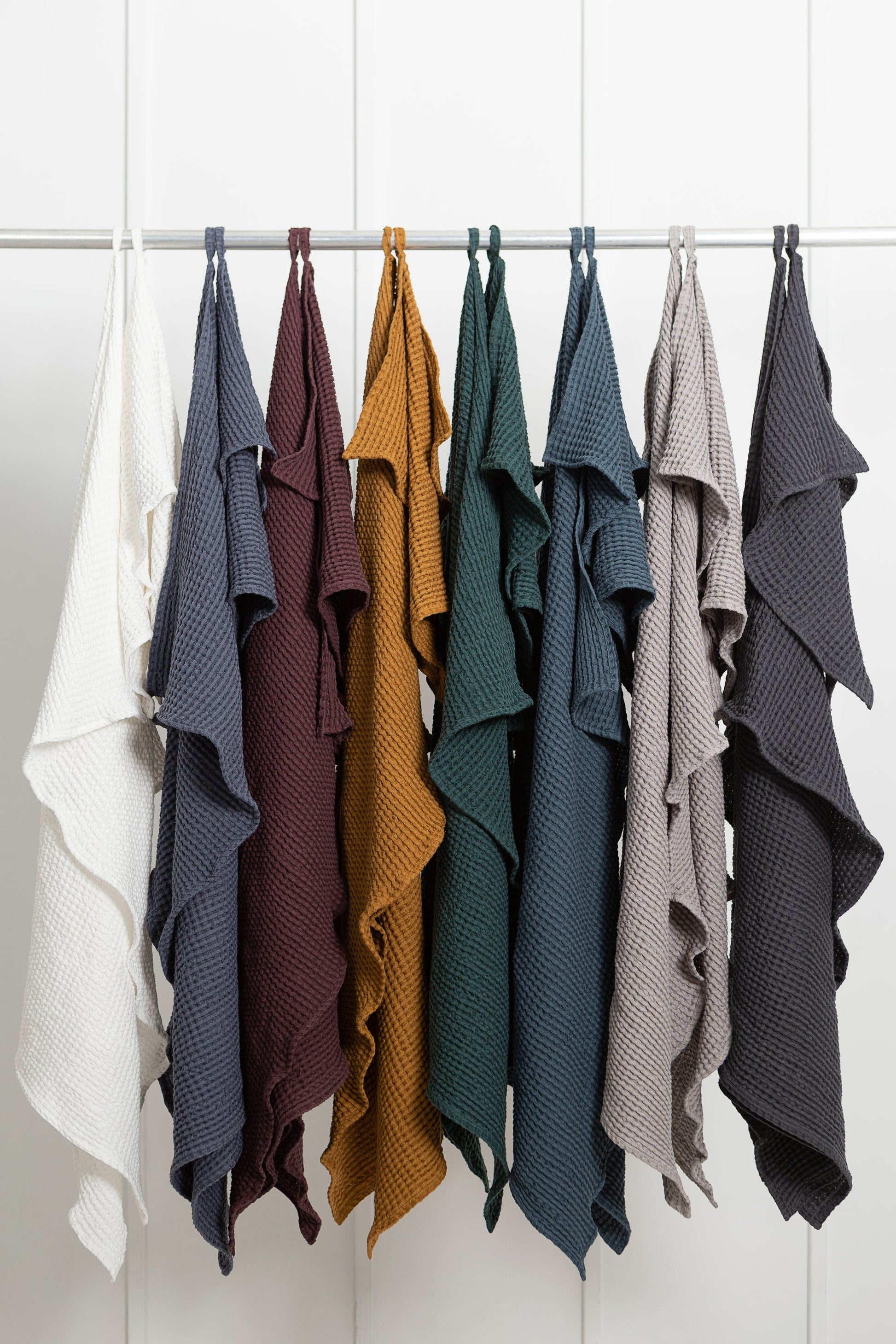 Plum linen waffle towel - Lorena Segura Design