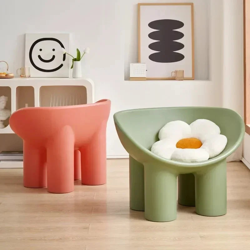 Lounge Modern Art Living Room Chairs Floor Italian Comfy Plastic - Lorena Segura Design